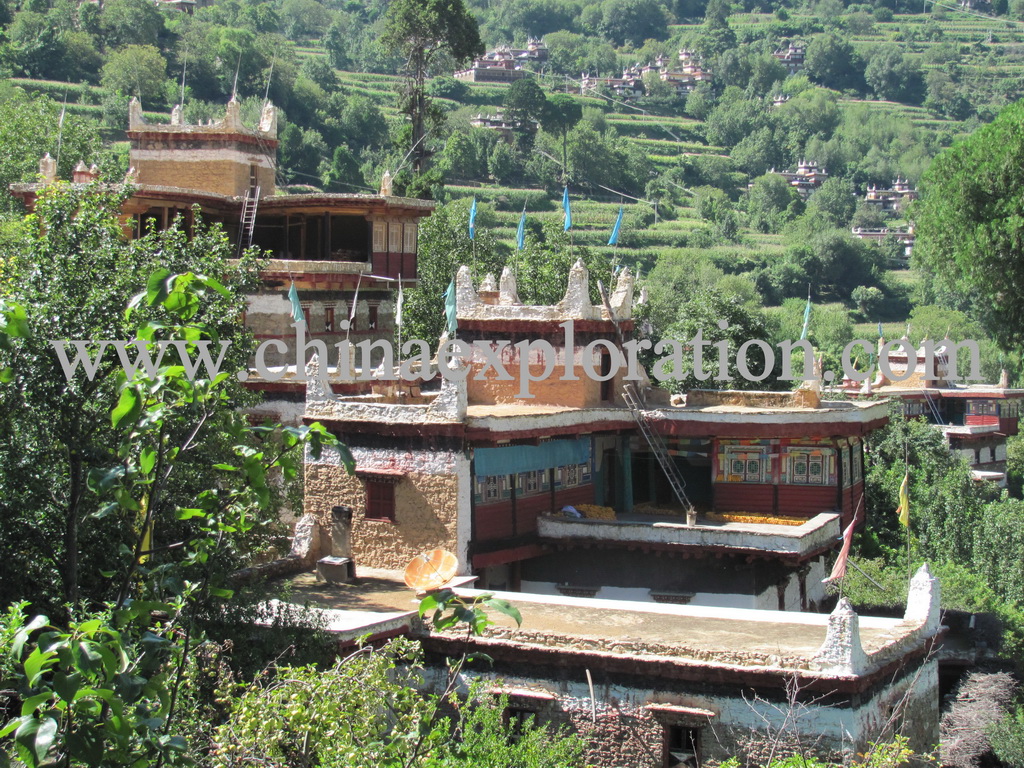 Tibetan House in Jiaju Village